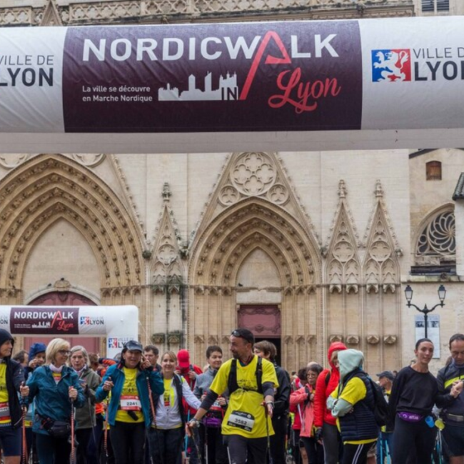 Départ de la Nordic Walk In Lyon